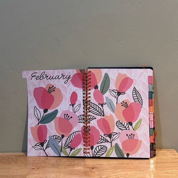 NWTS 2025 Weekly & Monthly Planner Made By Steel Mill. Vibrant Floral Design - Picture 11 of 13